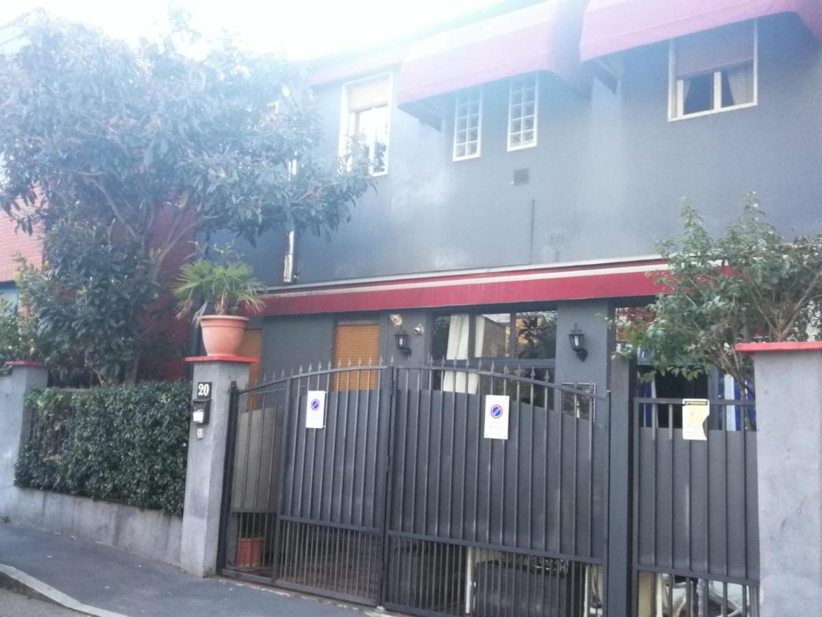 Al 20 Guest House Fiera Milano - Certosa - San Siro Exterior foto